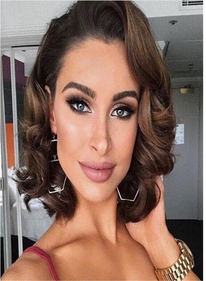 ويجني شعر مستعار قصير مجعد من ويغني، شعر مستعار قصير مجعد للنساء ذوات البشرة السمراء، شعر مستعار صناعي مموج مع فرق جانبي، شعر مستعار أمامي من الدانتيل، شعر مستعار سهل الارتداء بدون غراء للمبتدئين (10 بوصات - بني) - Image 1